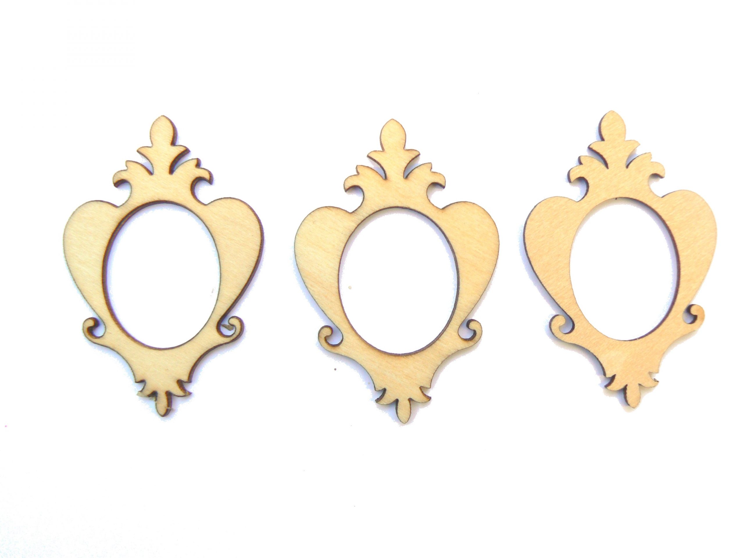 3 Mini cadres baroques ovales en bois clair